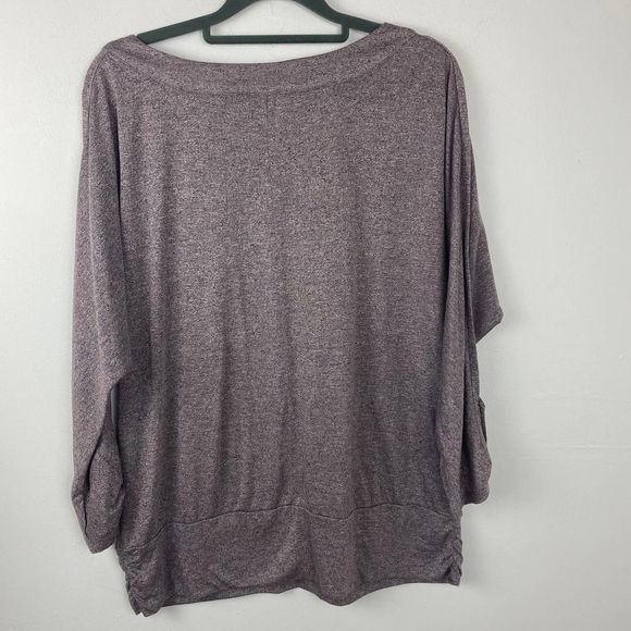 Apt 9 woman blouse size L color pink & black 3/4 sleeves - Picture 4 of 4